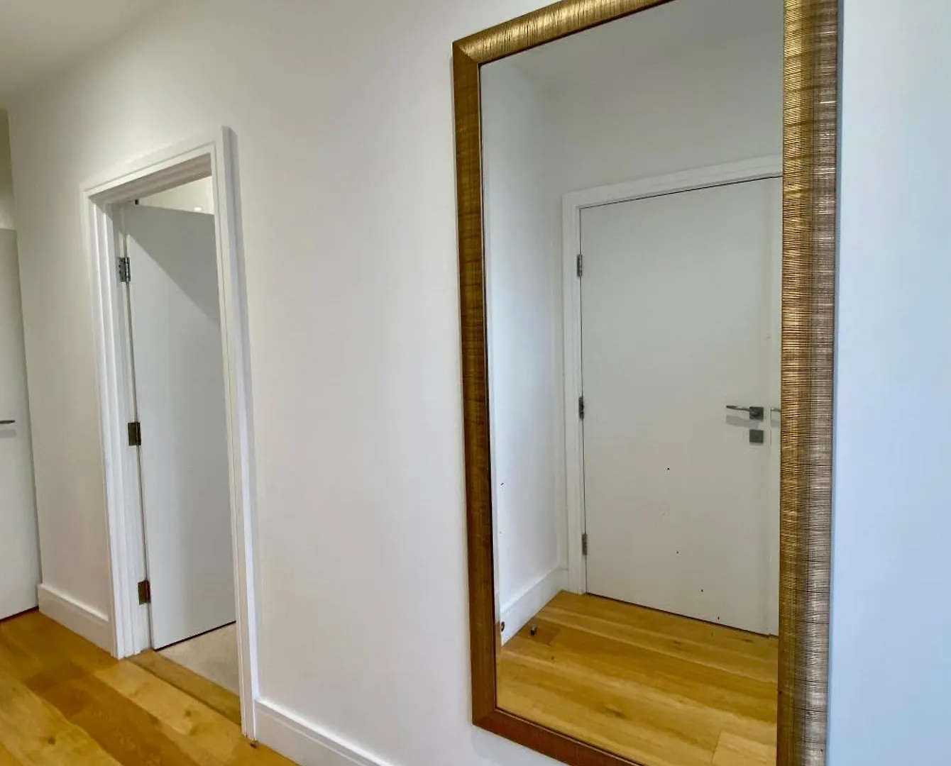 Spacious 2 Bedroom Penthouse Retreat London 0*,  United Kingdom